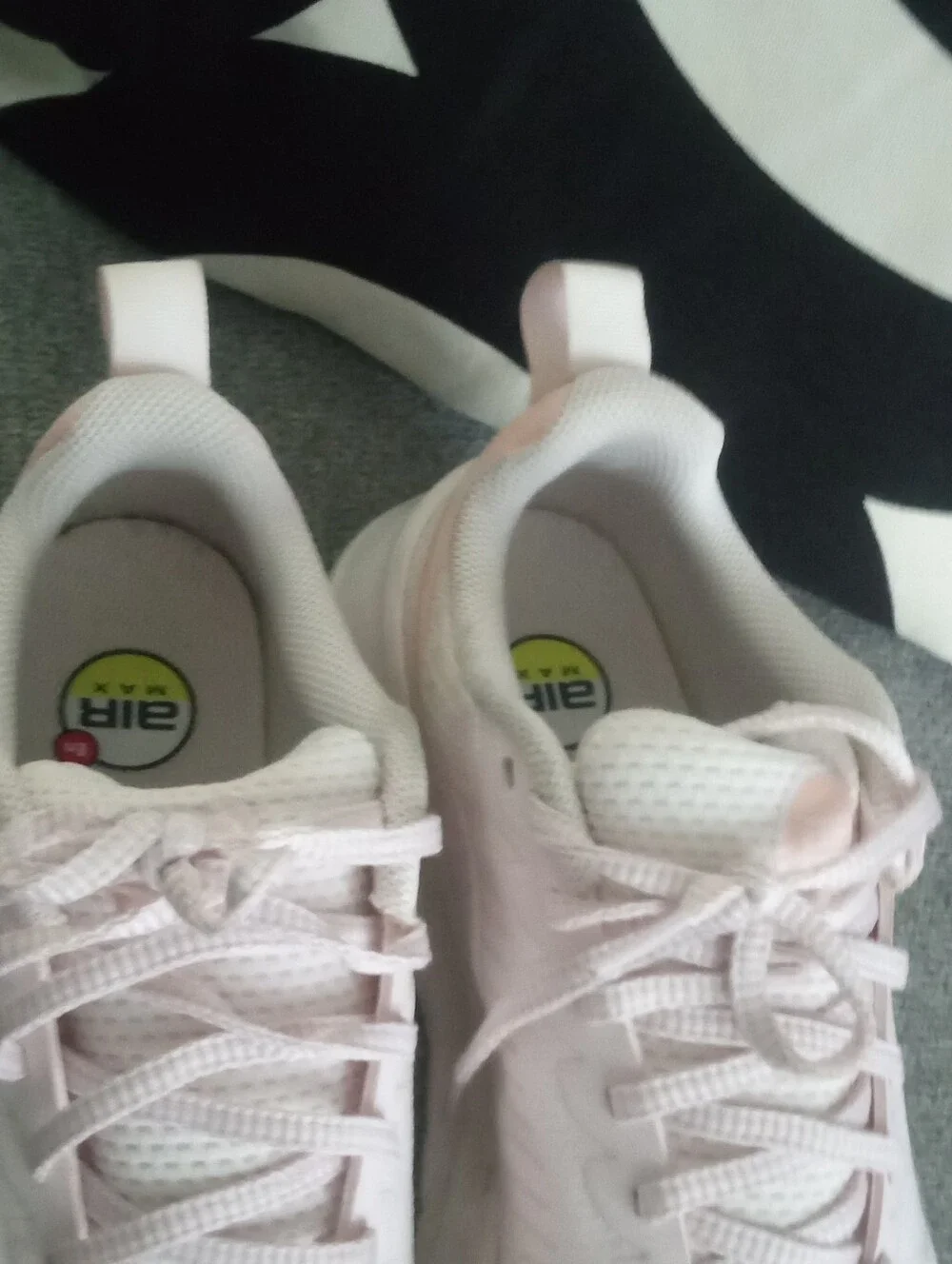 Nike Women’s Pale Pink Athletic Sneakers